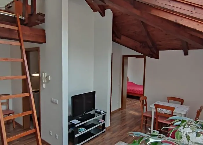 Apartments Vila Bovec דירה בובק