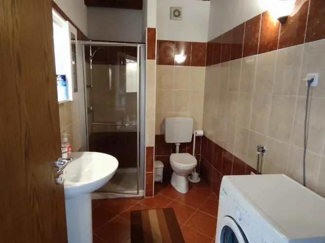 Apartments Vila Bovec Бовец