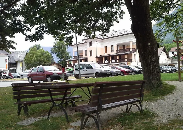 Apartments Vila Bovec דירה בובק