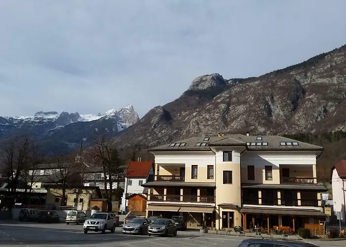 Apartments Vila Bovec Апартаменты *